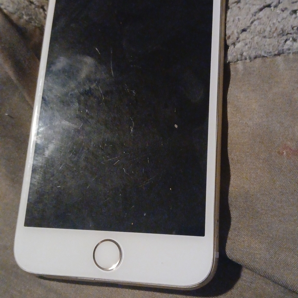 Smartphone with White and Gold Finish